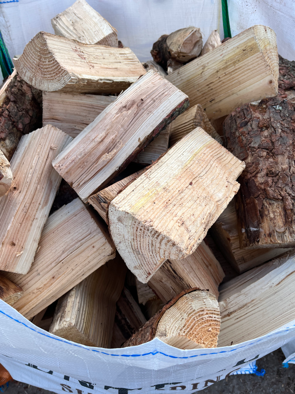 Are you looking for  reliable supplier of Firewood in Falkirk?